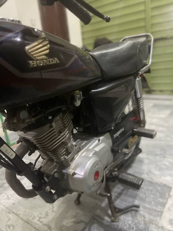 Honda 125 2017 model condition ok 03274672074 3