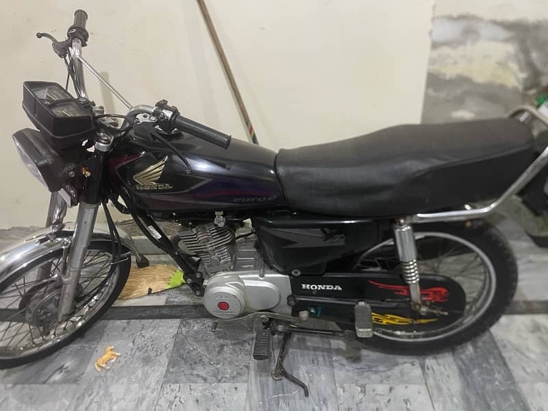 Honda 125 2017 model condition ok 03274672074 5