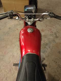 United 70 CC motorcycle good condition 16 model