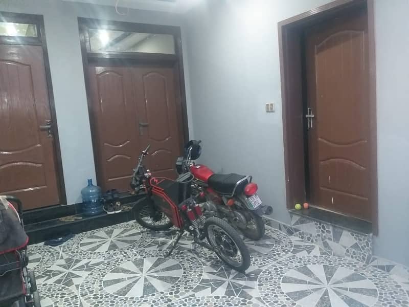 5 MARLA LOWER PORTION FOR RENT IN KHAYABAN E AMIN 3