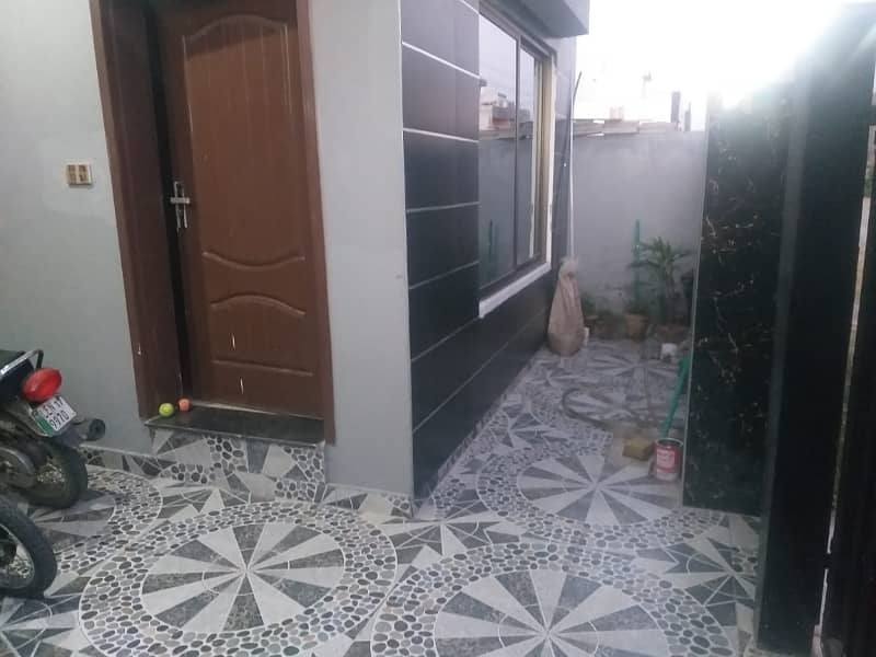 5 MARLA LOWER PORTION FOR RENT IN KHAYABAN E AMIN 5