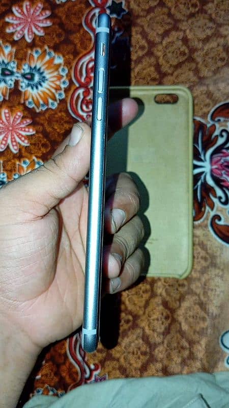 I am selling my I phone 6 plus. 9