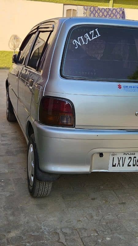 Daihatsu Cuore 2000 2