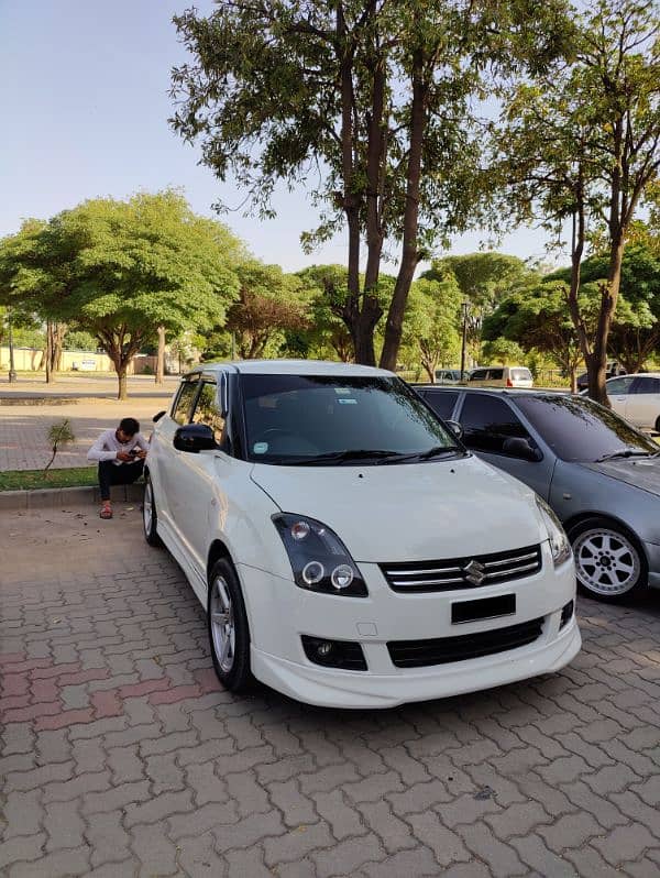 HEADLIGHTS FOR SUZUKI SWIFT 0