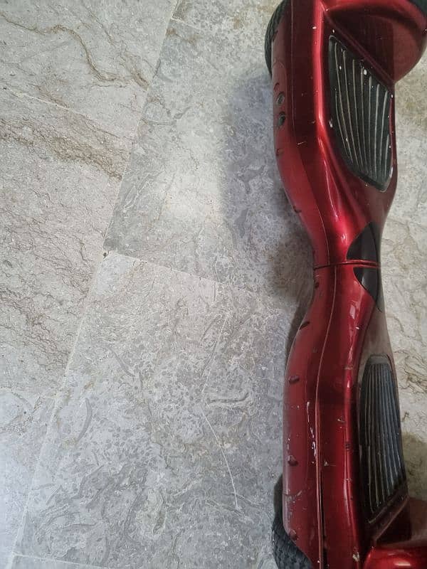 HOVERBOARD FOR SALE. EXCHANGE POSSIBLE. 4