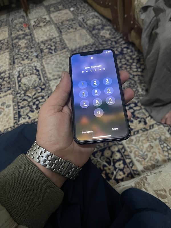 I phone x 64 gb non pta face id issue originol battery 5