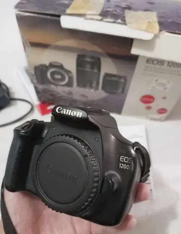 Canon 1200D 1