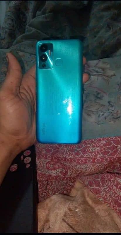 Infinix hot 12 play 4 64 6000 2