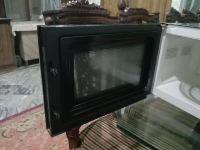 Dawlance solo microwave for sale 1