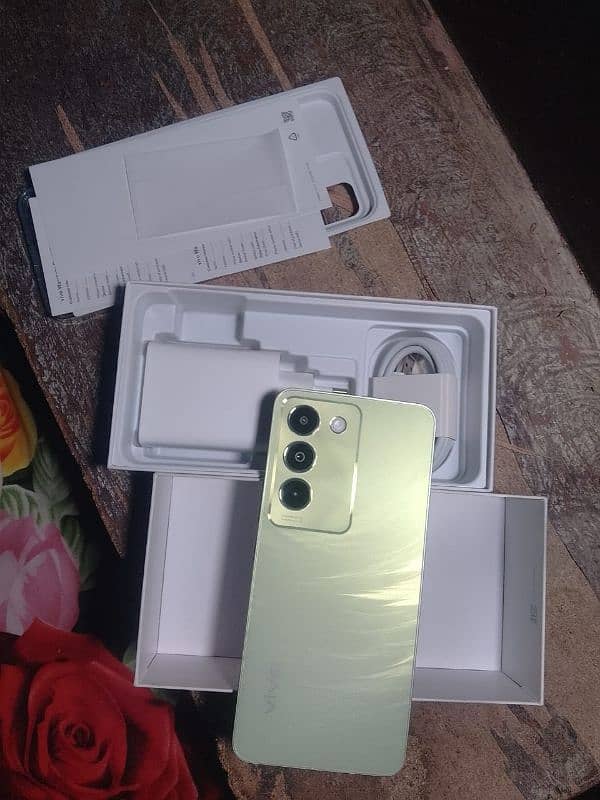 Vivo Y100 urgent sale 0