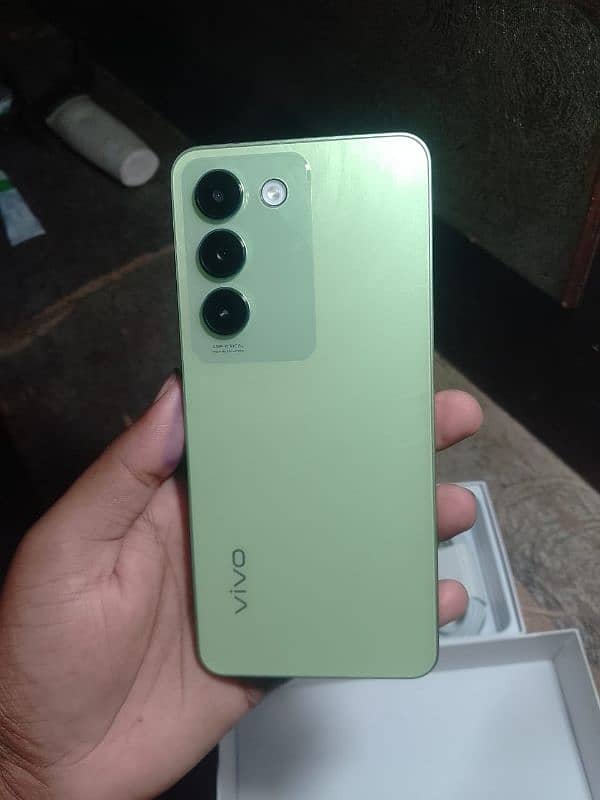 Vivo Y100 urgent sale 1