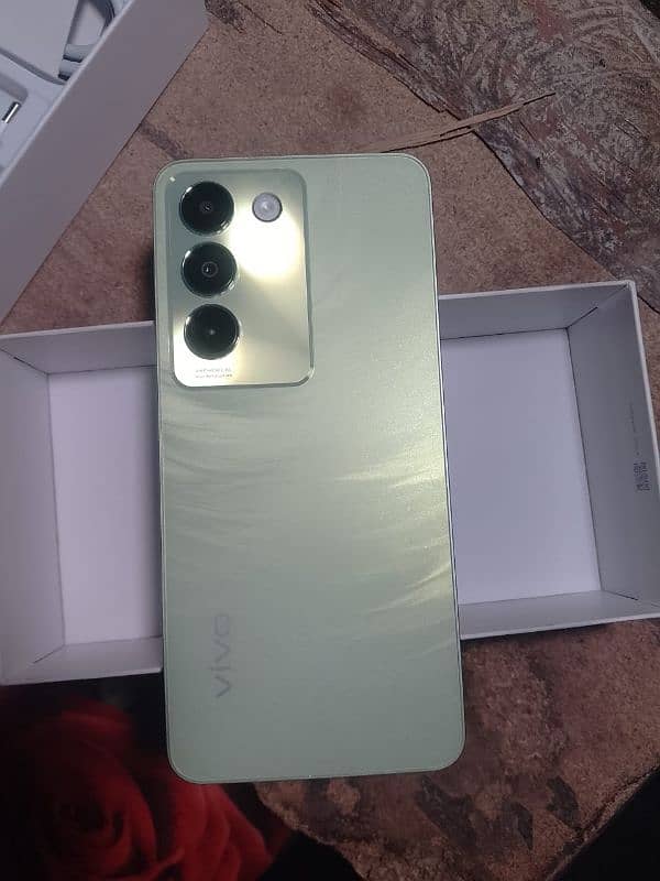 Vivo Y100 urgent sale 2