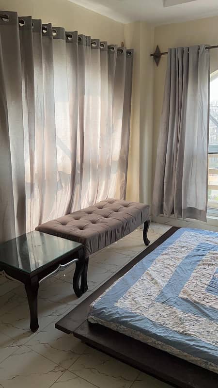 2 beds room furnished flat available for rent in bharia Town 8 0