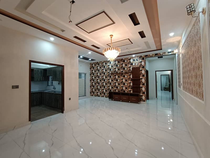 10 Marla Nasheman-e-Iqbal Housing Society Phase 1 for Sale Very Beautiful Luxury Brand New Spanish House Near Park, Commercial Market, Very Super Hot Location Easy Access Through Main Boulevard Road 5