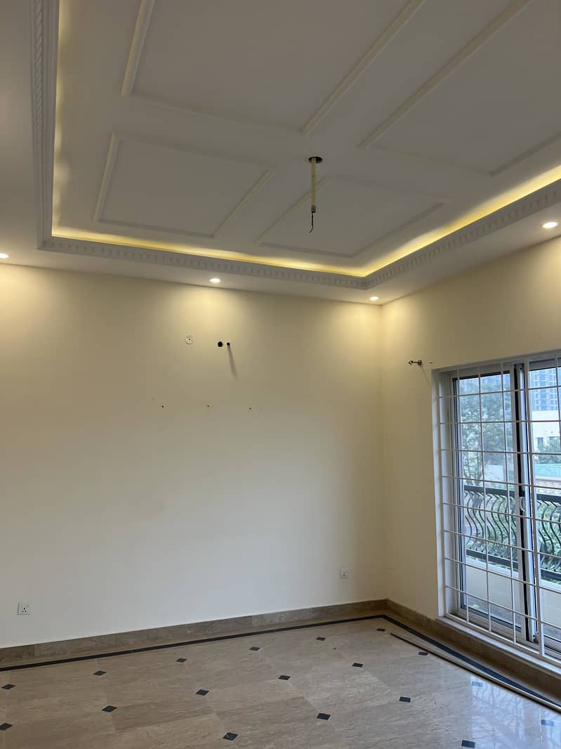 Elegant 1 Kanal Upper Portion with Private Entrance for Rent in Fazaia Housing Scheme Phase 1 2