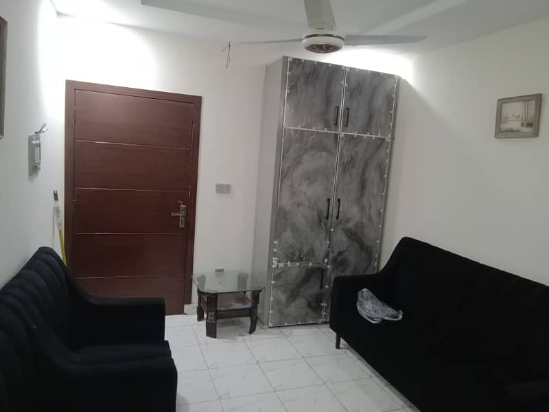 1 beds furnished flat available for rent in bharia Town phase 8 7