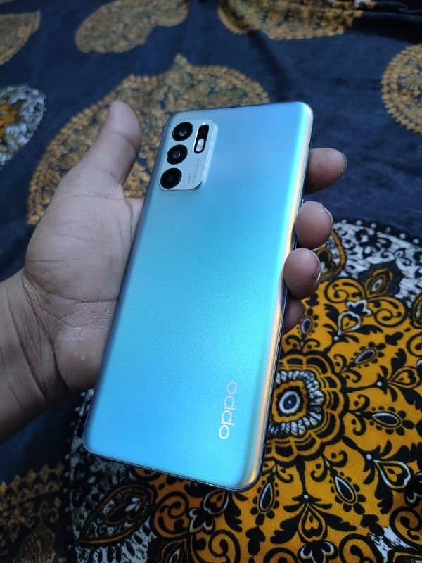 OPPO Reno 6. . . 8+4/128 7