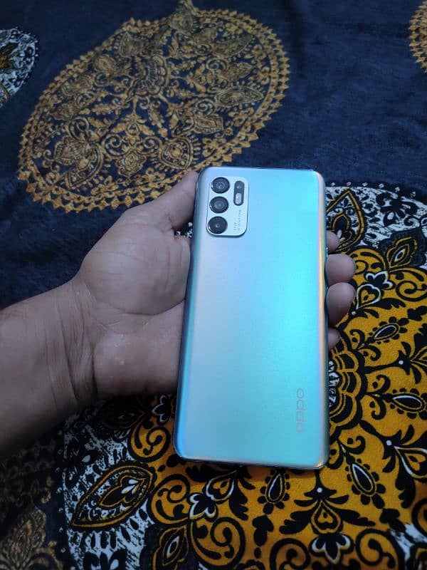 OPPO Reno 6. . . 8+4/128 13