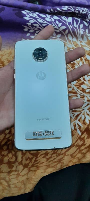 Motorola/Moto z4 3