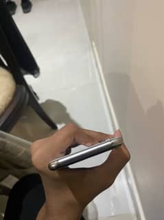 iPhone x officially pta approved 10/9.5condition scratchless condition