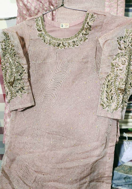 Jacquard zarri tilla net hand made embrioded shirt sharara and dupatta 4