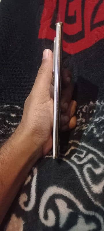 Infinix Zero 30 4