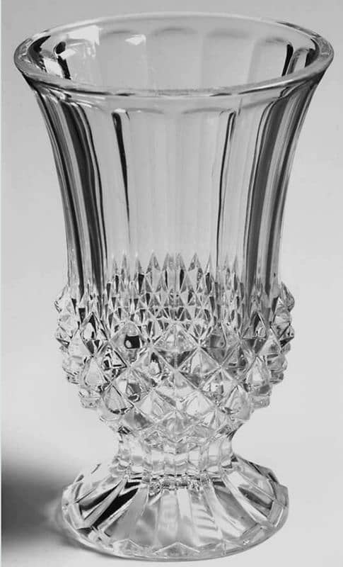 Imported and Very Beautiful  Diamond Cut Crystal Vase 5