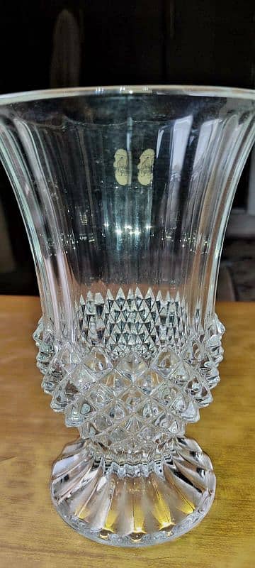 Imported and Very Beautiful  Diamond Cut Crystal Vase 8