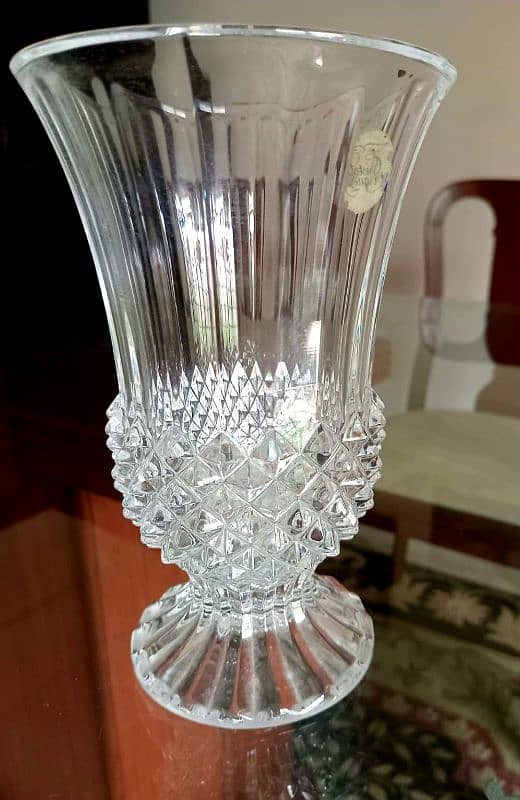 Imported and Very Beautiful  Diamond Cut Crystal Vase 13