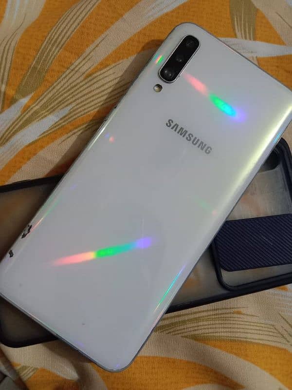 samsung A30 6