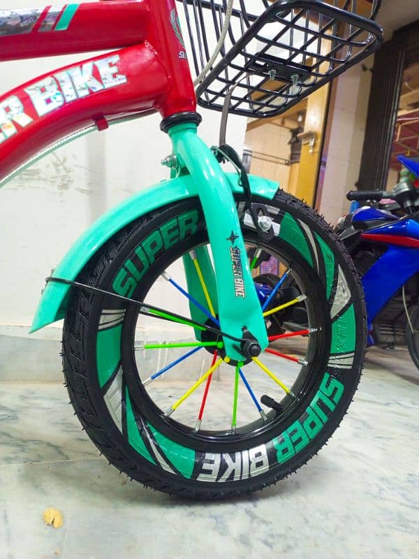 12" Super KIDS BIKE 3