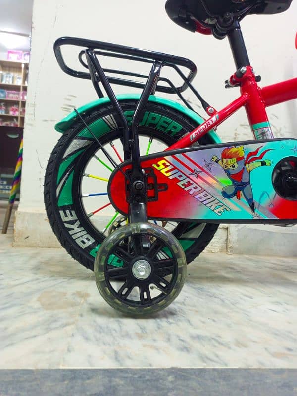 12" Super KIDS BIKE 5