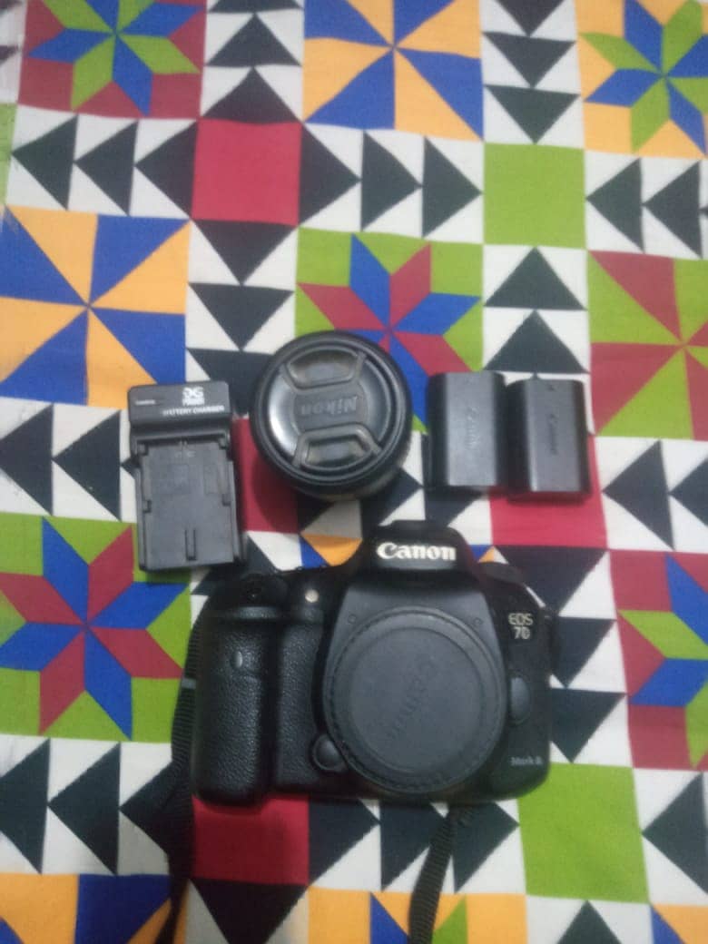 Canon 7D Mark II lens 35 -70 and canon 50mm stm 0