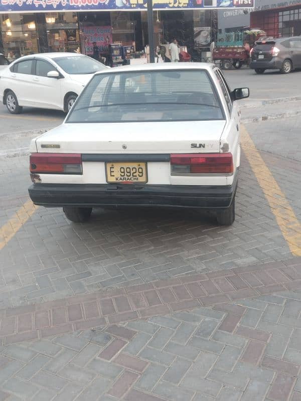 Nissan Sunny 1988 2