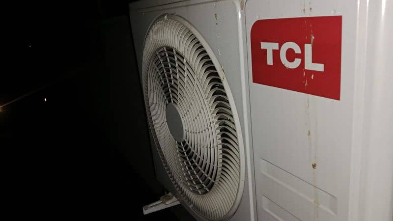 TCL Inverter 18T3B- 2 White 1.5 Ton (T3 Series) 2