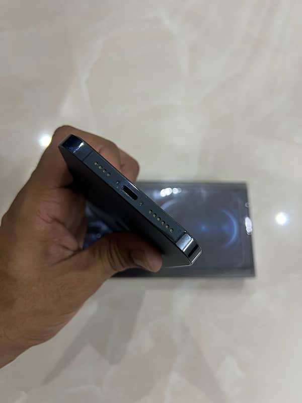 Iphone 12 pro max 256 complete saman pta approved 4