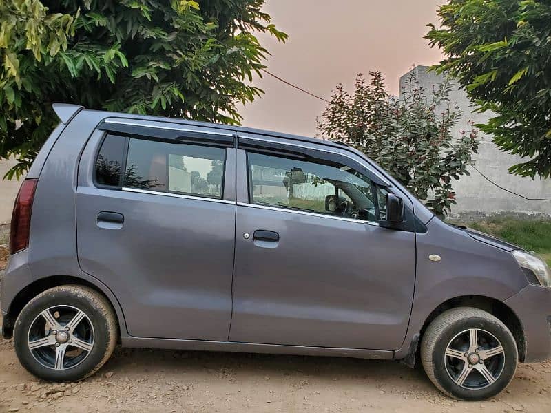 Suzuki Wagon R 2019 4