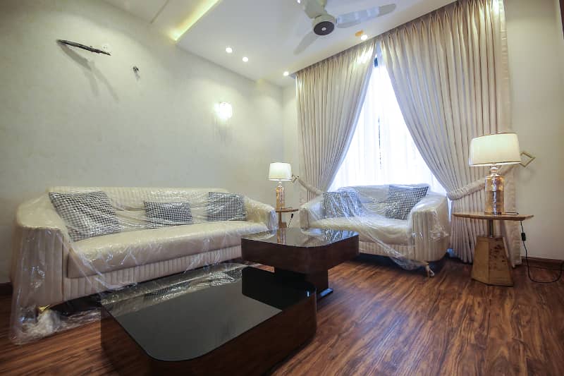 10marla house Available for rent in Phase 4 DHA 5