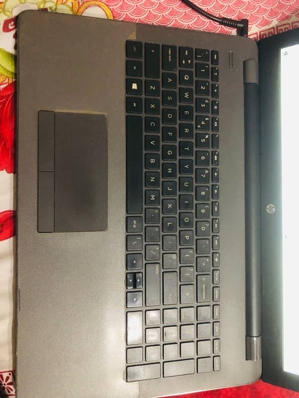 Hp AMD 7th Generation laptop 512SSD/ 8GB Ram 5