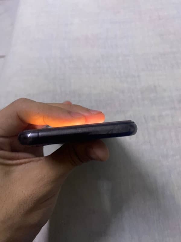 iphone 11 pro 64gb 4