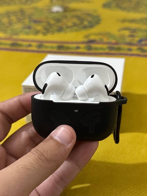 Airpod Pro 2 Type-C 4