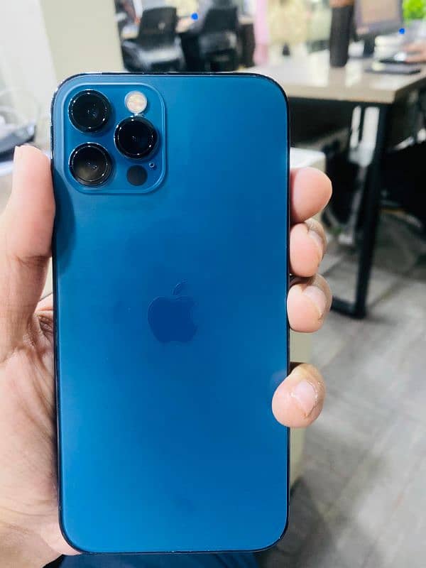 I phone 12pro 256 gb Pta Approved dual 0