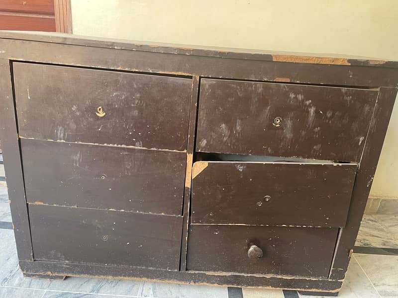 Wooden dressing table 1