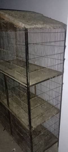 THERE FLOOR CAGE