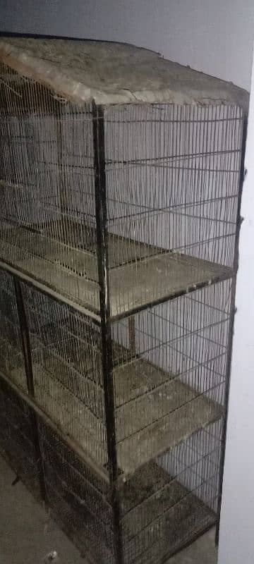 THERE FLOOR CAGE 0