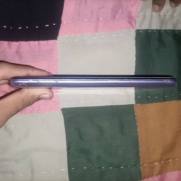 Infinix hot 10 play 10/10 condition 6