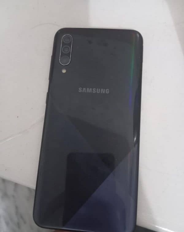 samsung galaxy A30s   4gb ram/128gb rom 2