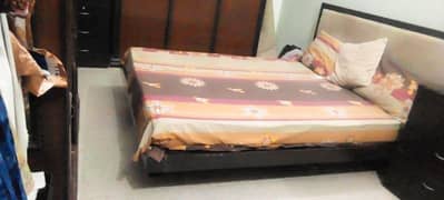 king bed with mattress (almost new)