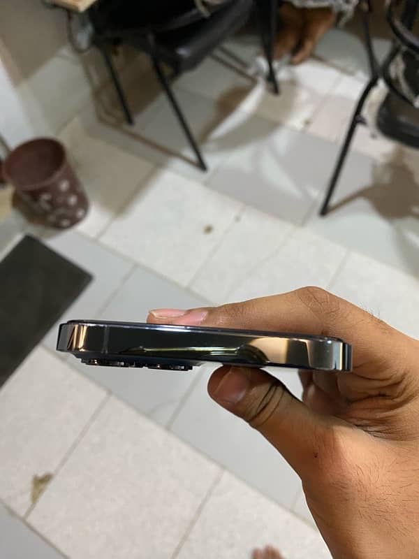 IPhone 12 Pro Max JV- 128 GB 4