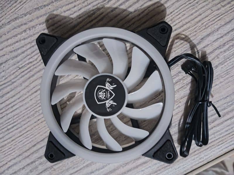 1 Fan Price Aigo AR12  120MM ARGB FAN 6PIN 6